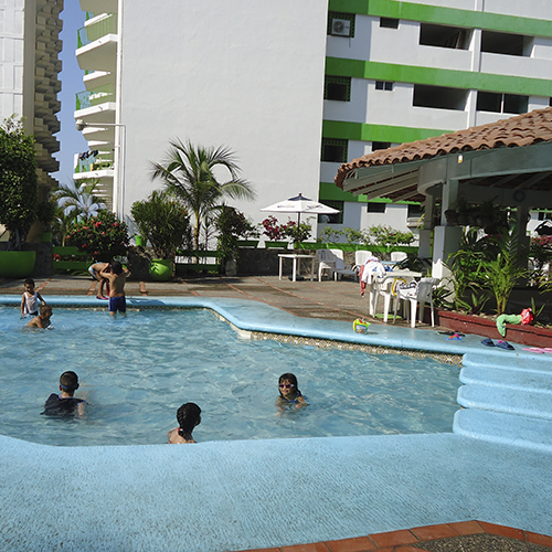 Chapoteadero hotel tortuga acapulco
